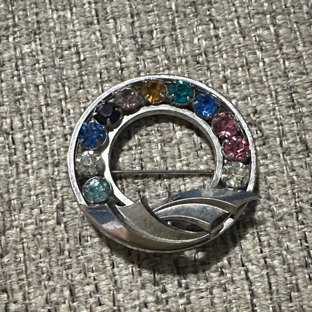 1/20 12k GF VTG Multicolor Gemstone Brooch